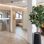 Alphotel Hotel