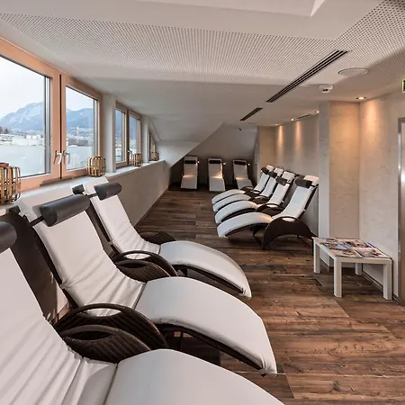 ホテル アルプホテル 4*