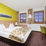 Alphotel Hotel 4*