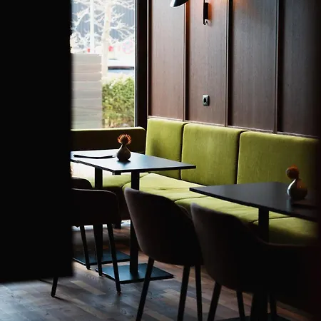 Отель Alphotel Инсбрук