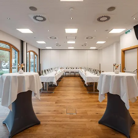 By Ihg Innsbruck