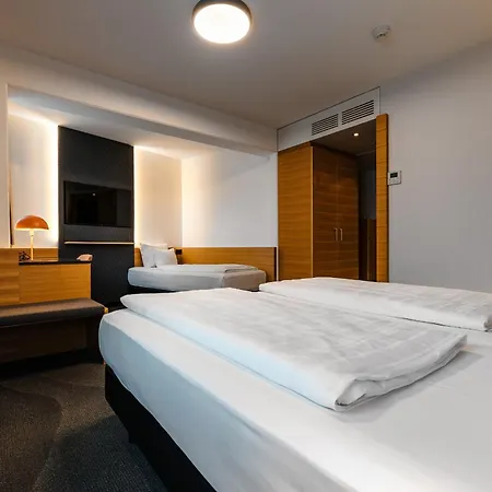 By Ihg Hotel 4*