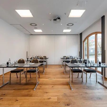 By Ihg Innsbruck