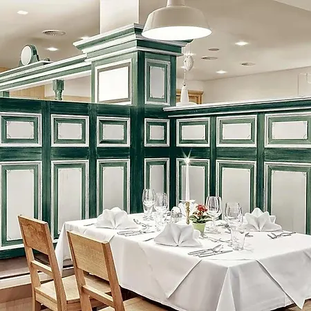 By Ihg Innsbruck