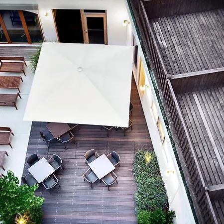 ألبهوتيل انسبروك 4*