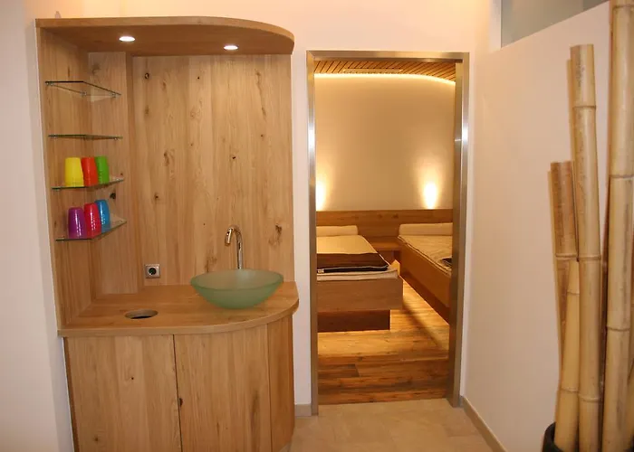 Alphotel Отель Инсбрук