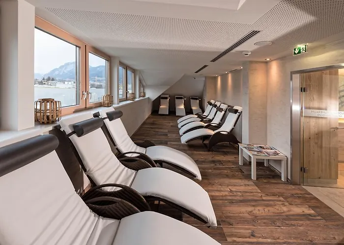 Ξενοδοχείο Alphotel 4*