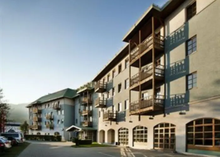 Готель Alphotel 4*