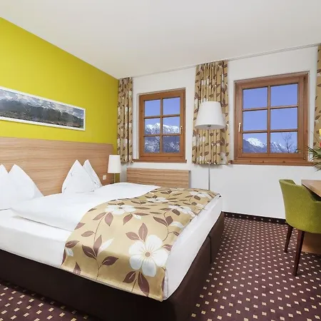 Alphotel Hotel 4*